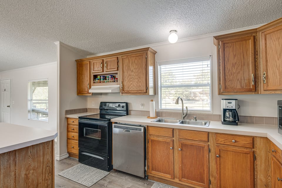 Kitchen | Drip Coffee Maker