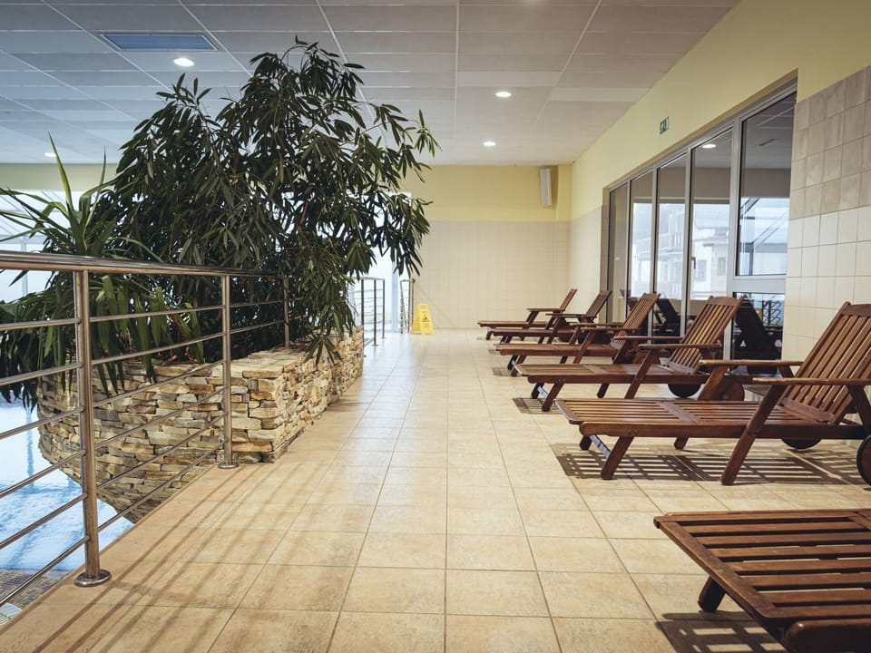 Pool Indoor