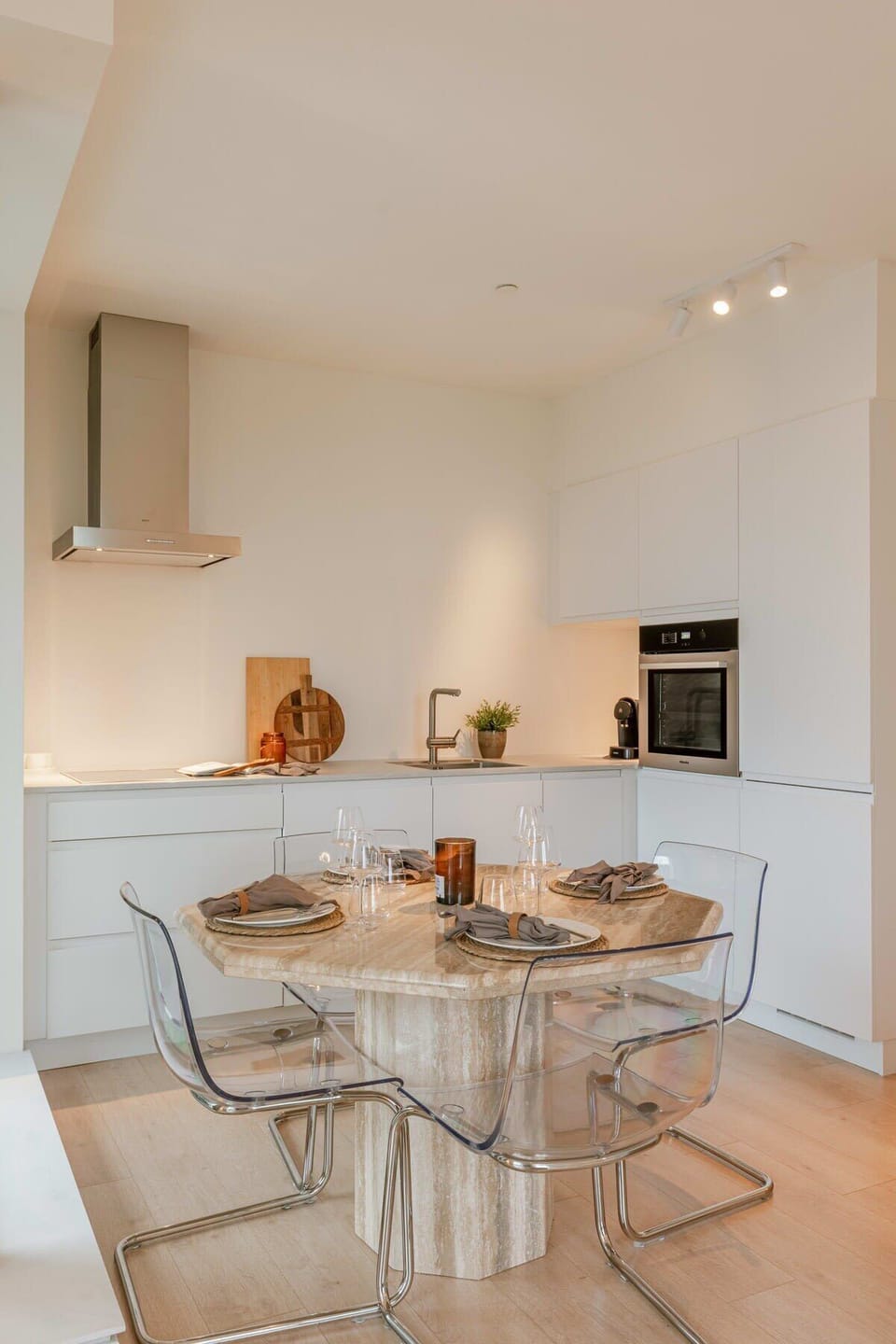 Cook, laugh, stay awhile — a kitchen that feels like home