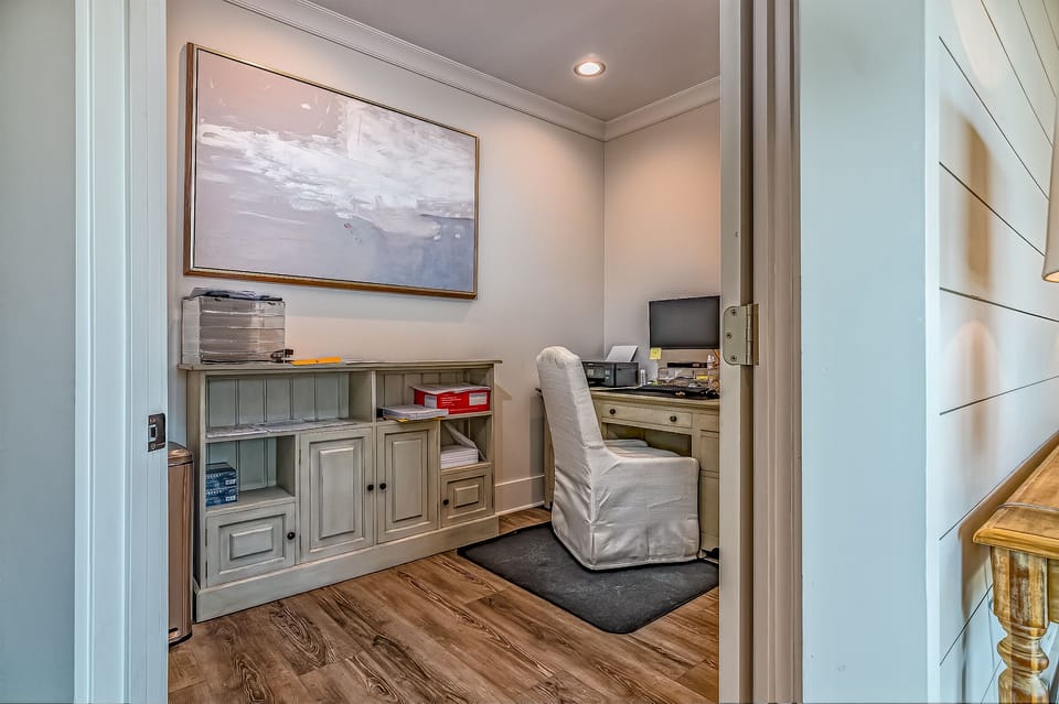 Office/Private Quiet Space