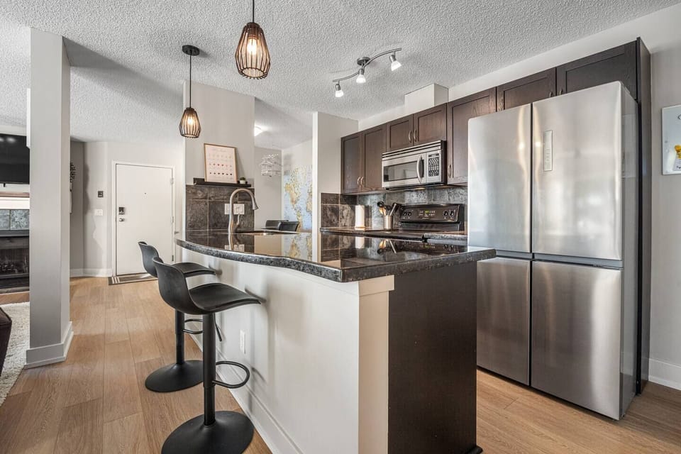 Prepare a delicious meal in this spacious kitchen!