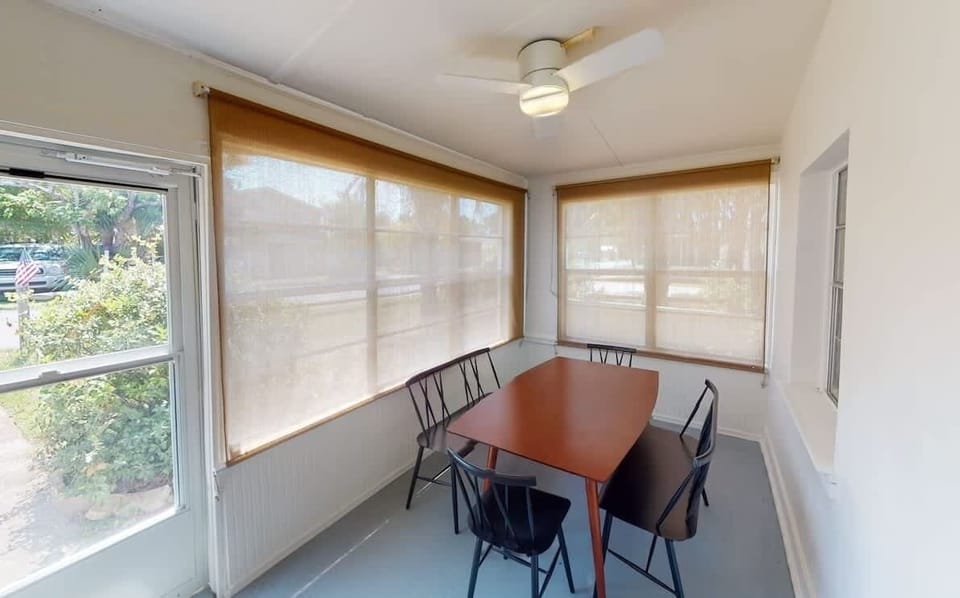 Dinning Table