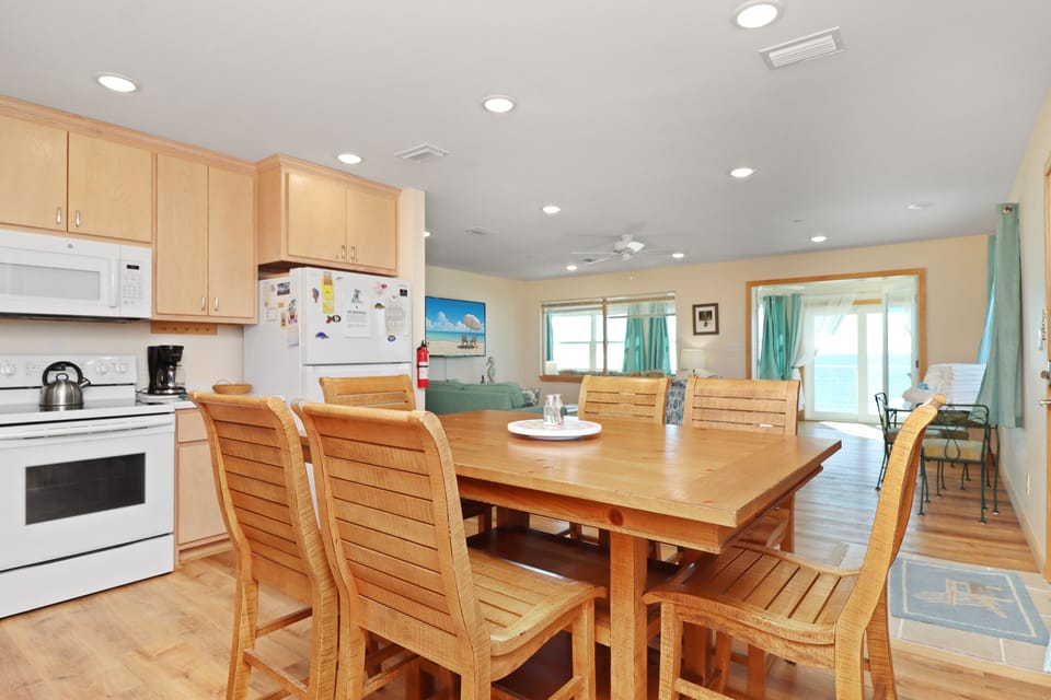 Dining Table in Kitchen