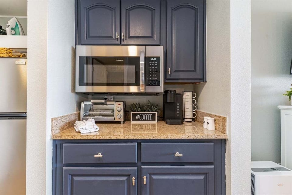 Heat up your favorite snacks, leftovers, and quick bites.