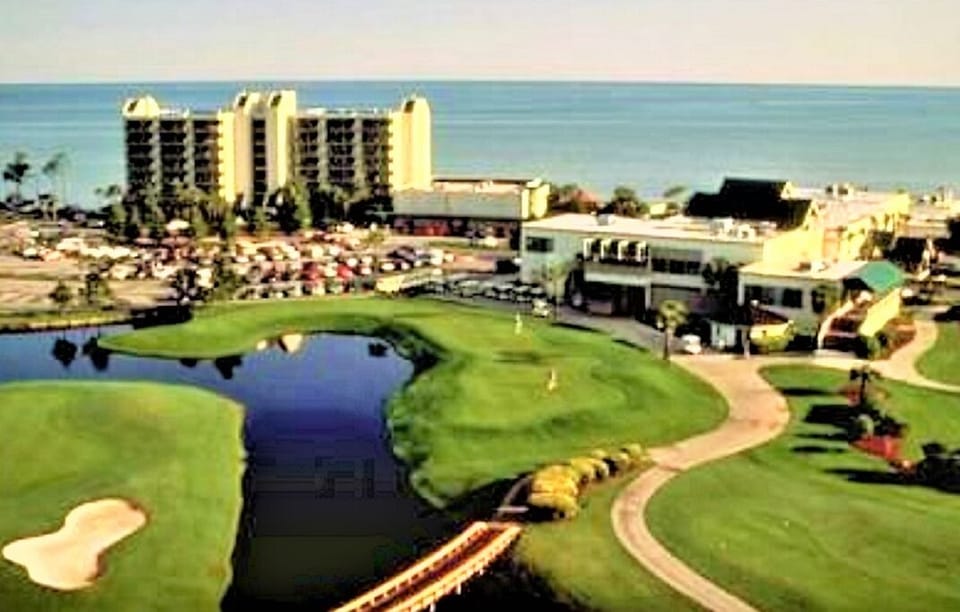Another aerial view of one of the beautiful golf courses available to play