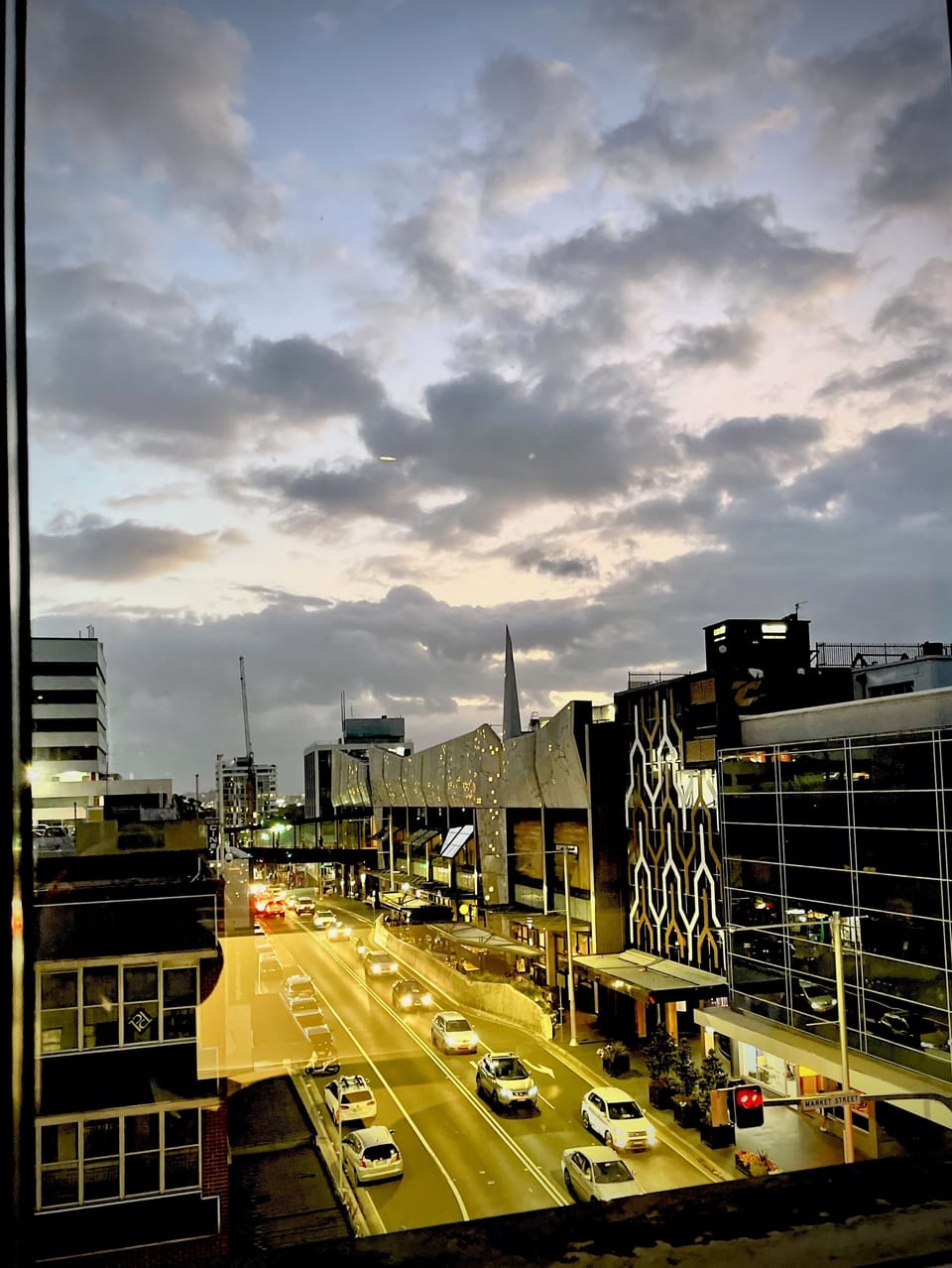 Wollonong Vacation rental skyline CBD sunset view