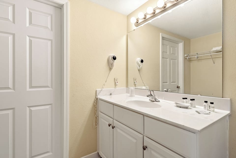 holiday staycation in Kelleys Island, staycation in Kelleys Island