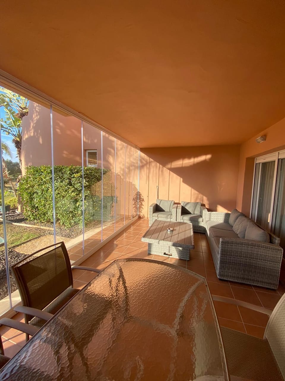 Terrasse and Glass curtain