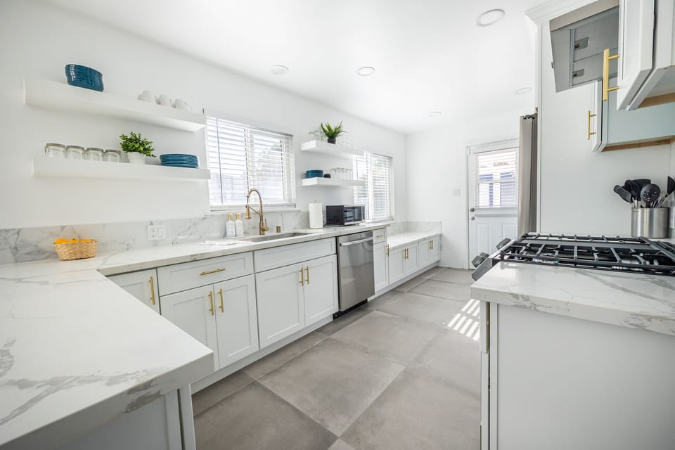 Kitchen: Fully equipped, sunlit kitchen perfect for favorite recipes.