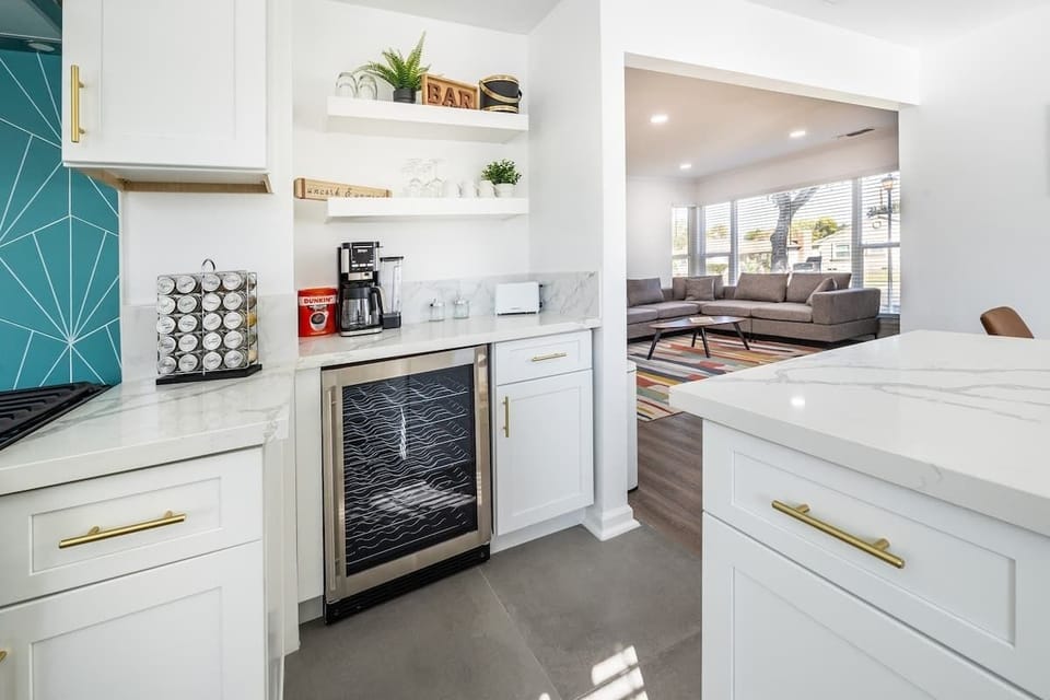 Kitchen: Bright and inviting space, fully equipped with cookware, utensils, and spices for your favorite recipes.