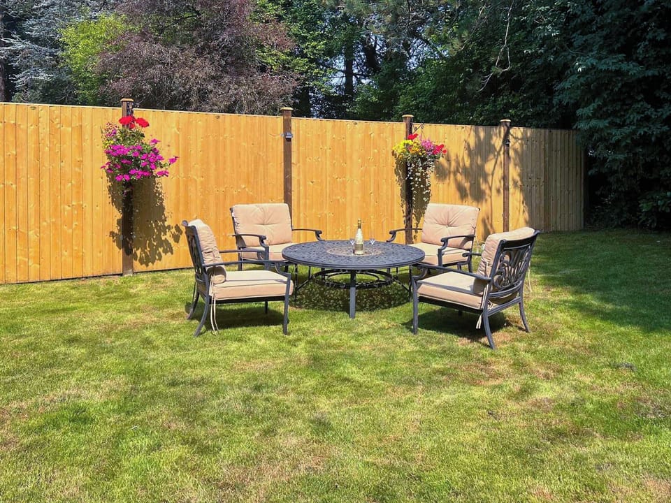 Garden | Treetops, Rodborough Common, near Stroud