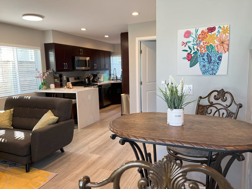 Breakfast bar