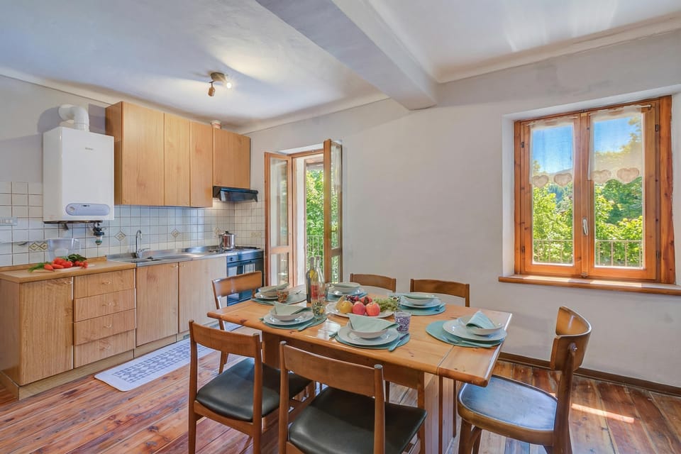 Kitchen and dining area
