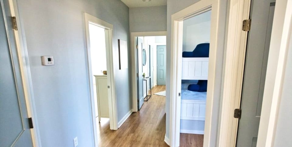 Hallway to bedrooms