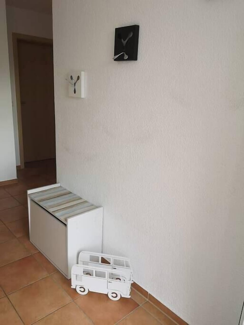 Schuhschrank mit Garderobe