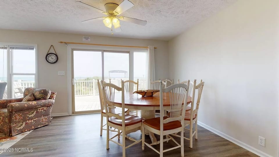 Kitchen/Dining area with Deck and Ocean View
