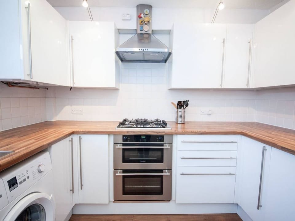 Kitchen 6