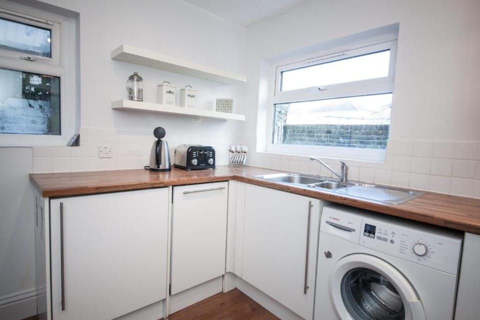 Kitchen 3