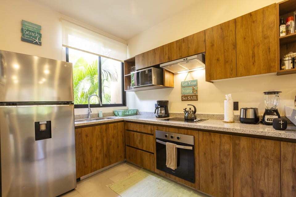 Fully equipped kitchen 