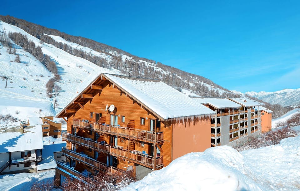 Enjoy close access to the ski hill from the charming wood buildings of the resort.