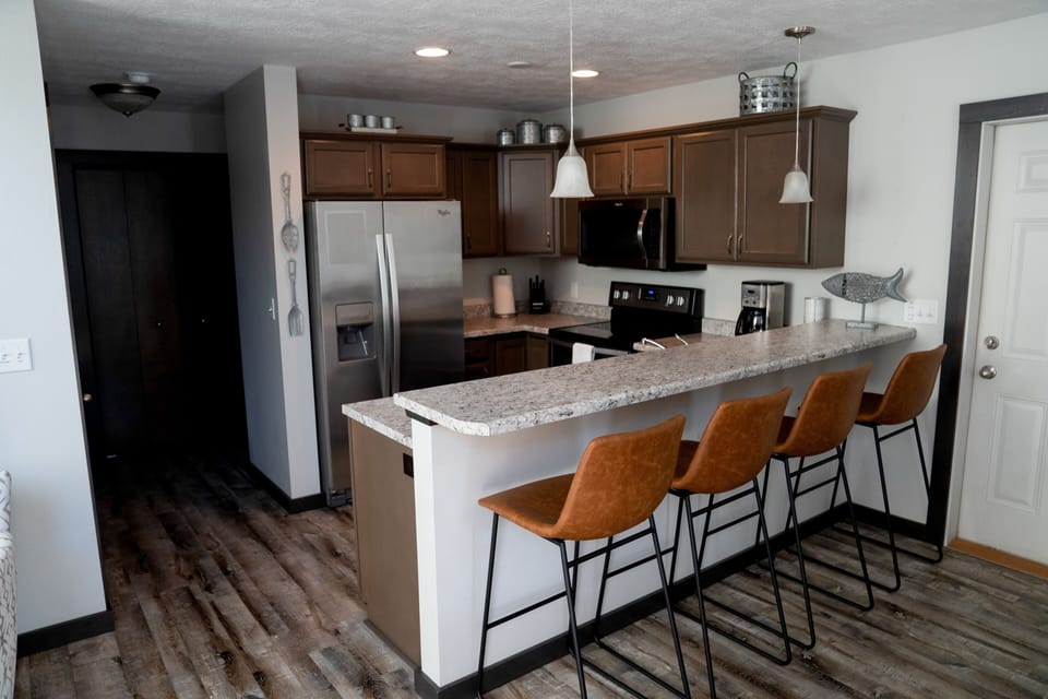 Fully furnished kitchen 