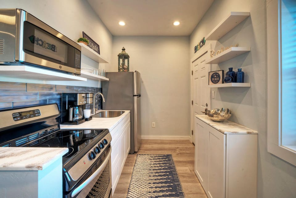 Full suite of appliances.