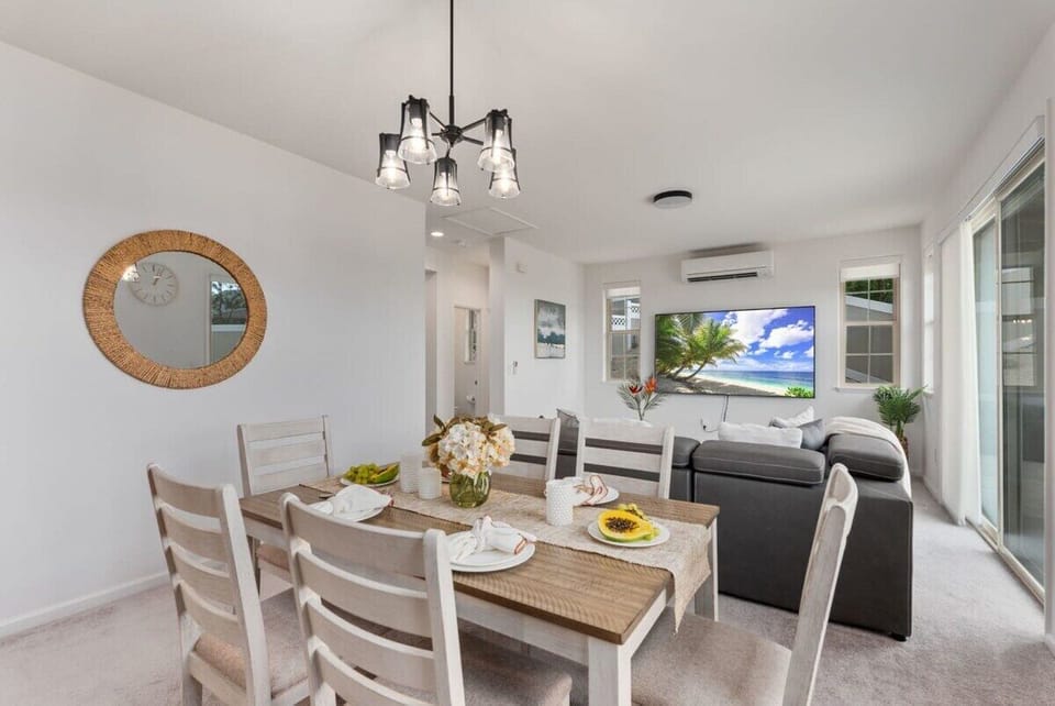 Comfortable dining space that feels like home