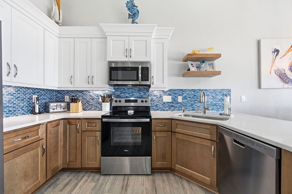 Expansive Kitchen