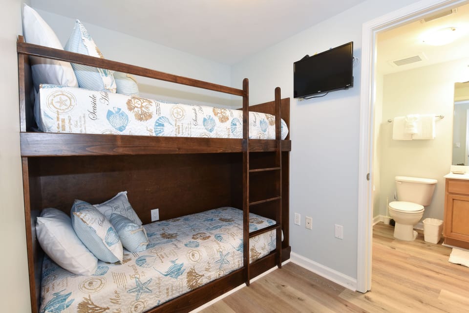 Palms of Destin 21210 - Guest Bedroom
