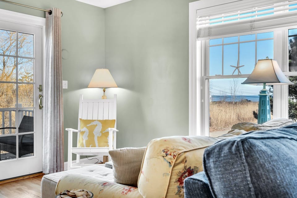 Additional seating area in the living room with ocean views!