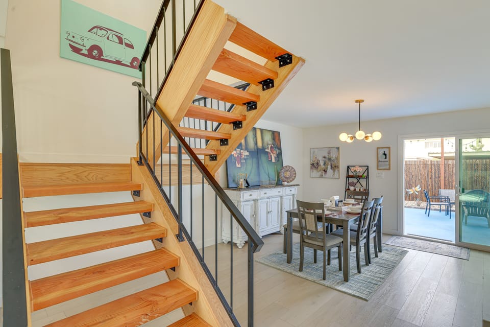 Stairs to 2nd Floor