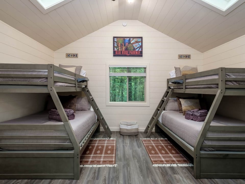 133b3944-8d4c-45cf-acd5-2ef1ea1116ba