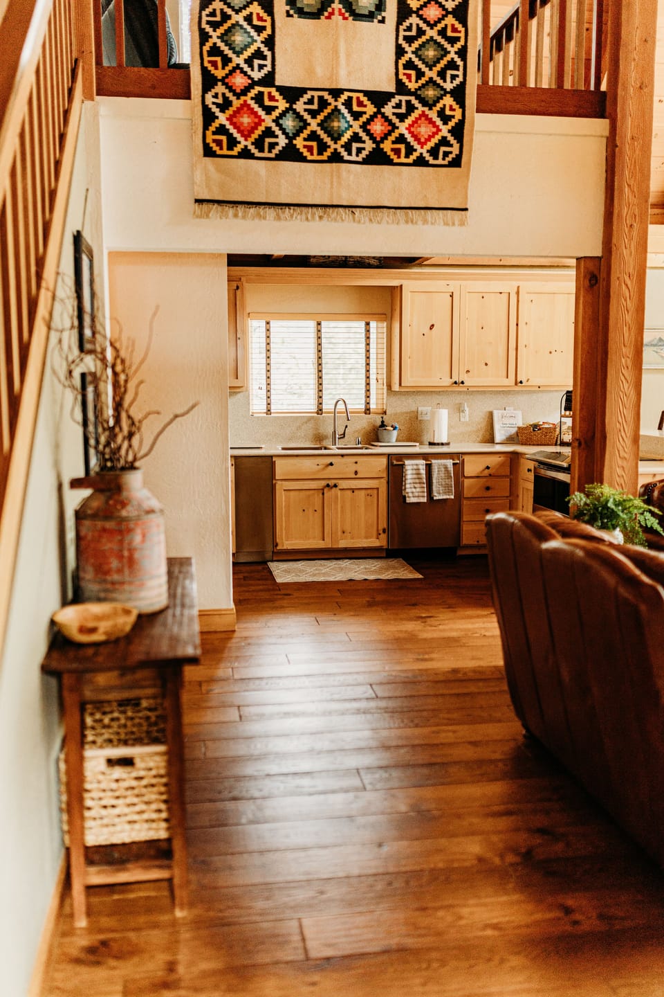 Looking into kitchen.