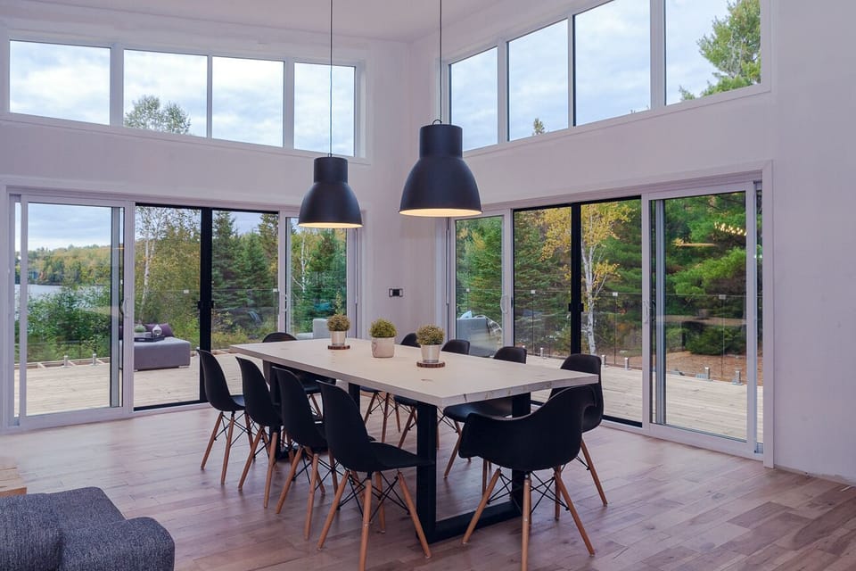 Un espace moderne, lumineux et chaleureux