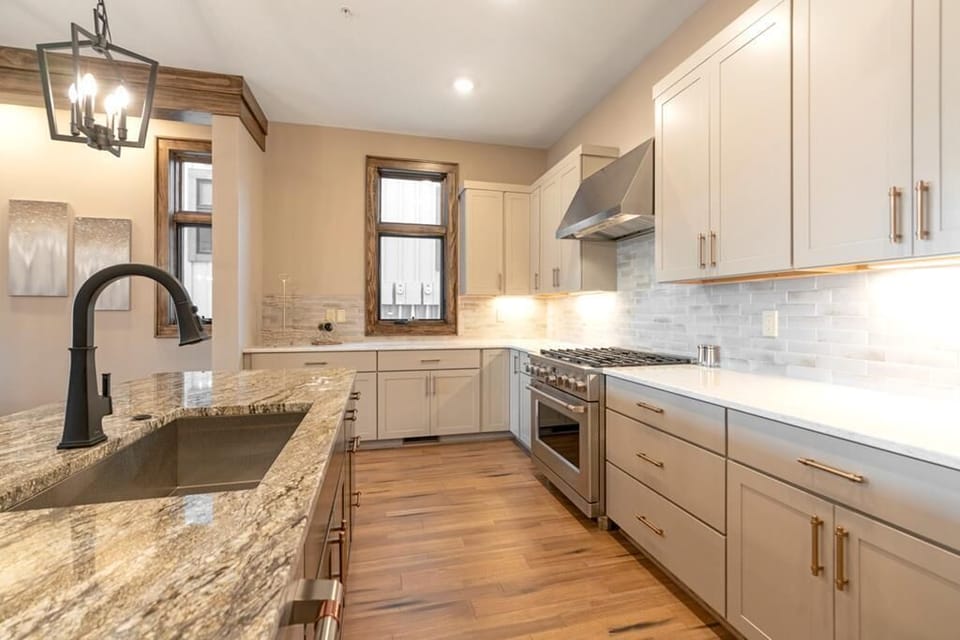 Kitchen--- Upscale Gourmet Kitchen