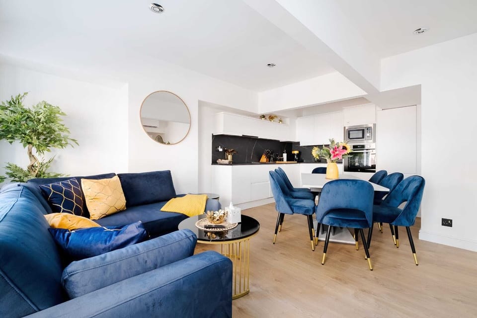 Ample Seating for All: Enjoy the flexibility of extra seating in our living space, ensuring comfort and accommodation for all your guests