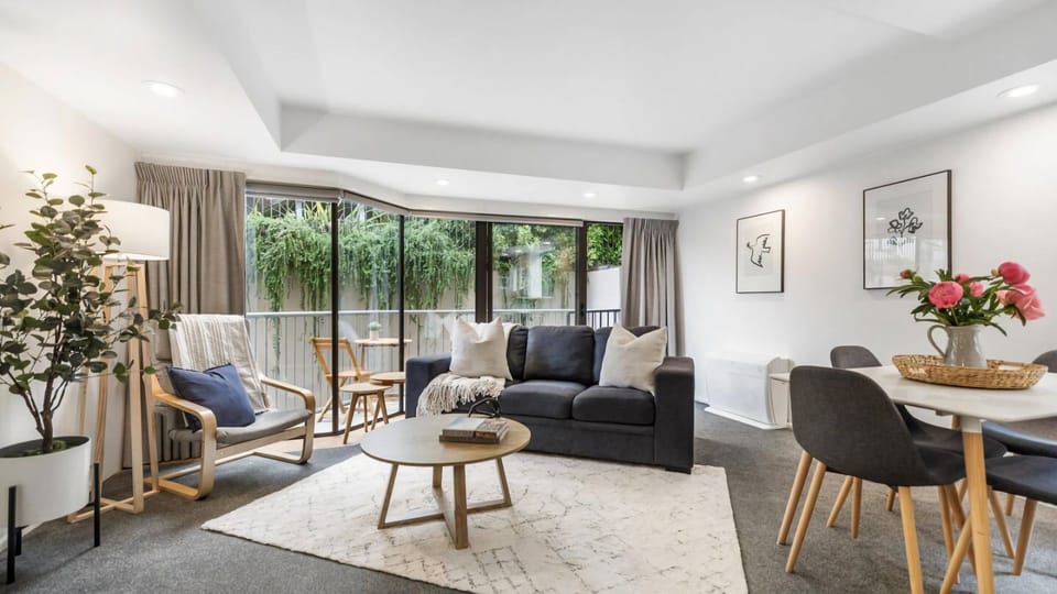 Living Room with heatpump
