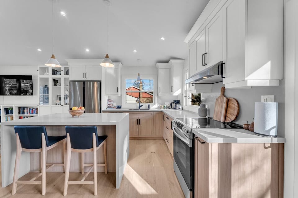 The kitchen is fully stocked with everything needed for cooking!
