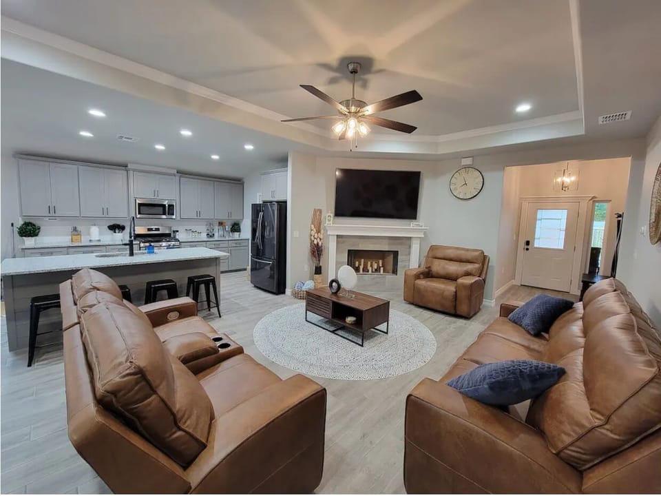 Open floor plan for everyone to enjoy