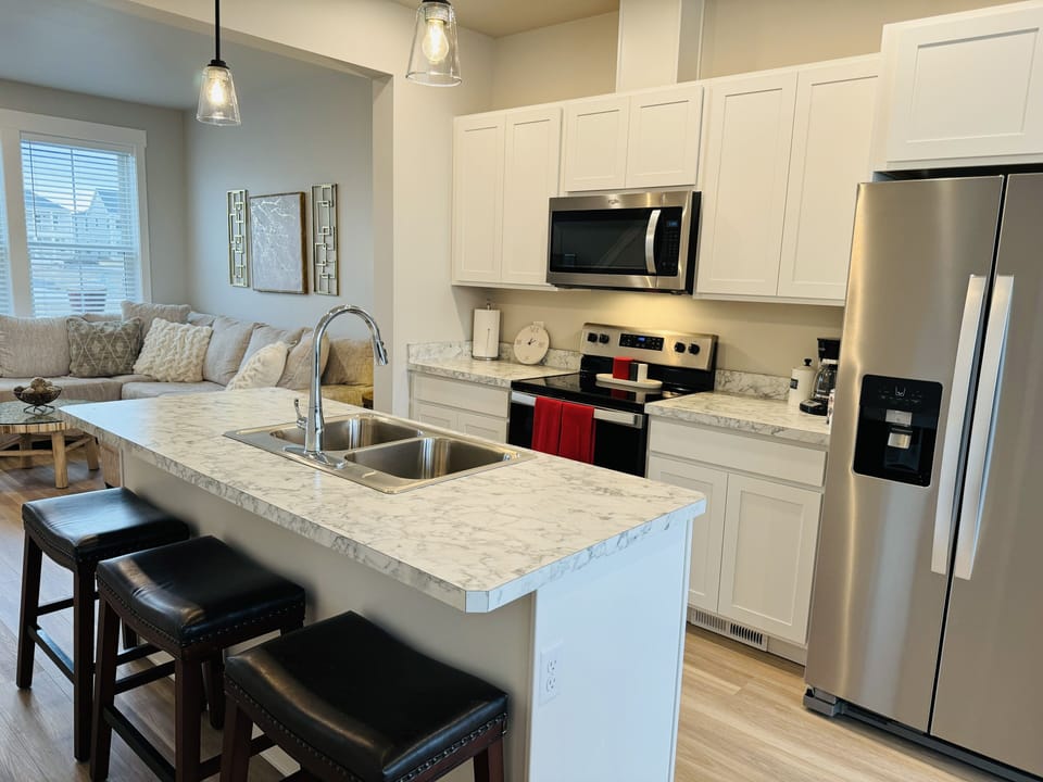 Full Kitchen