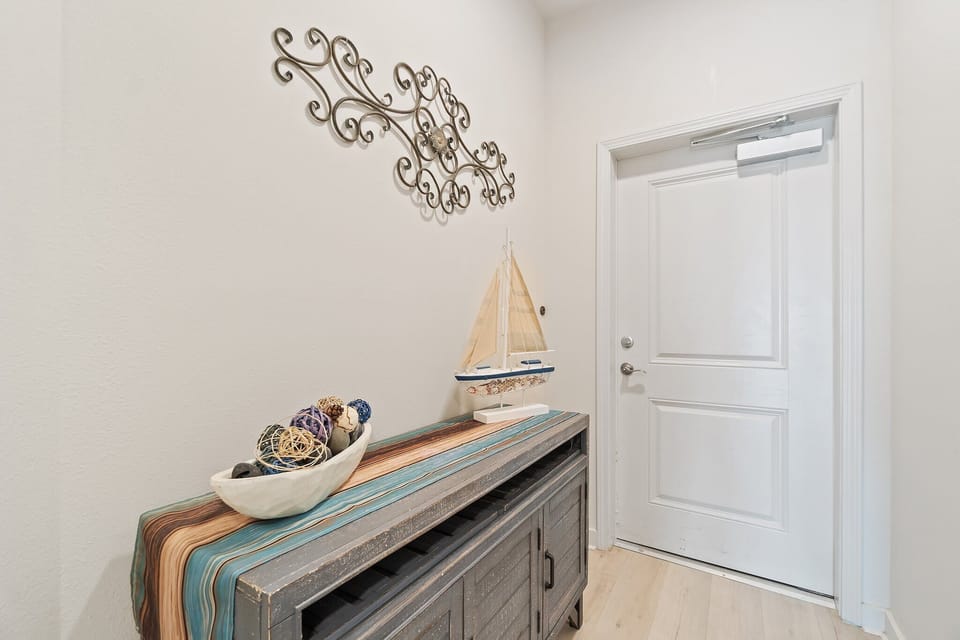 Step into Sea Glass 405