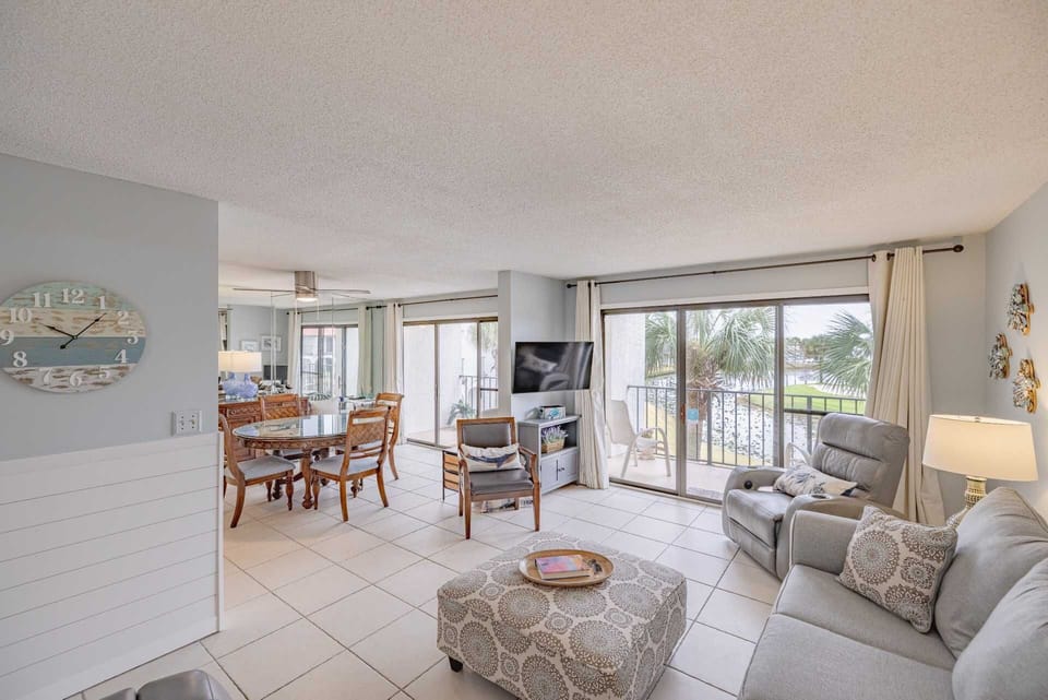 Spacious living area overlooking the golf course