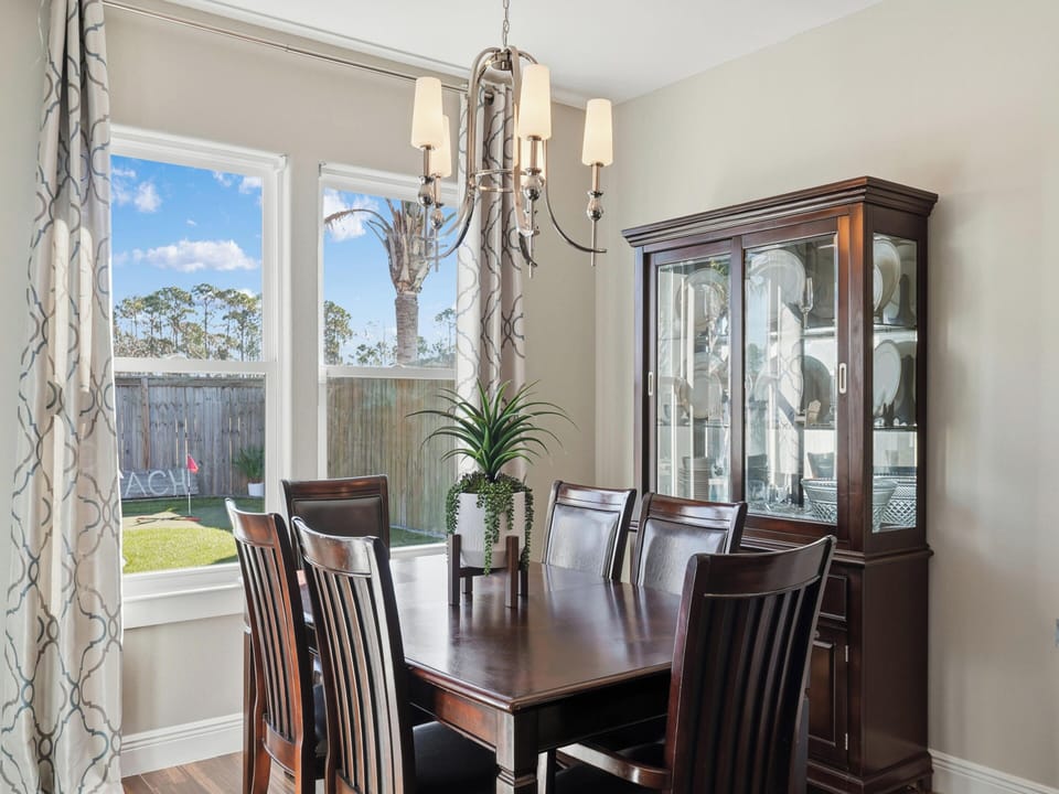Dining Area - First Floor