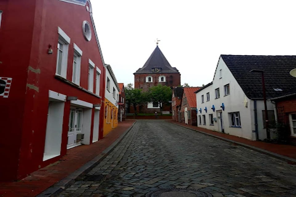 Surroundings [summer] (1-5 km)