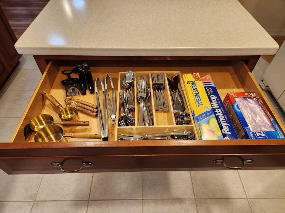 Service for 12 and Henckels knife block set 