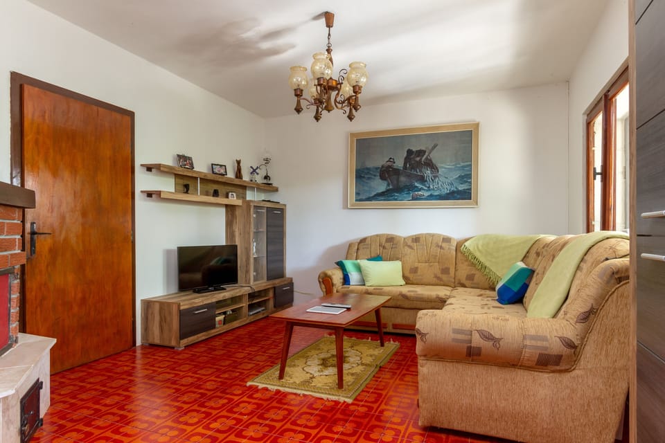 Living room 1
