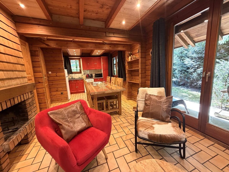 Living room with fireplace