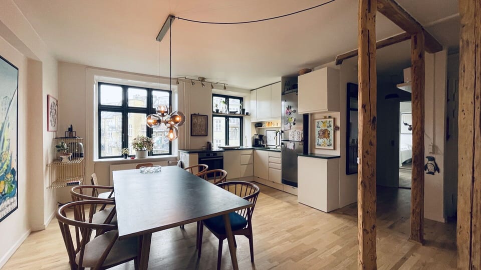 Dining Room, Kitchen