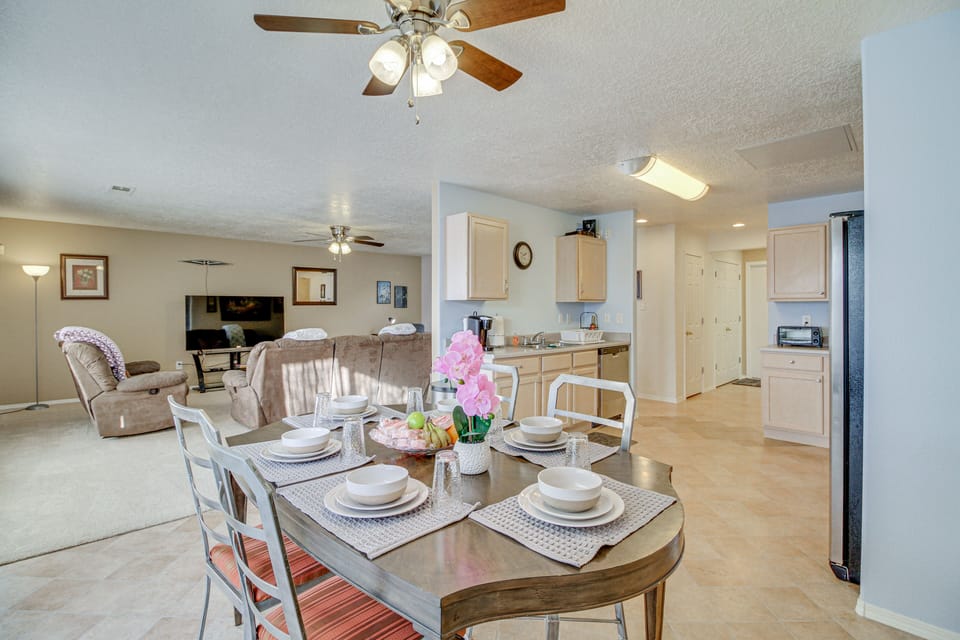 Albuquerque Vacation Rental | 3BR | 2.5BA | 1,620 Sq Ft | Stairs Required