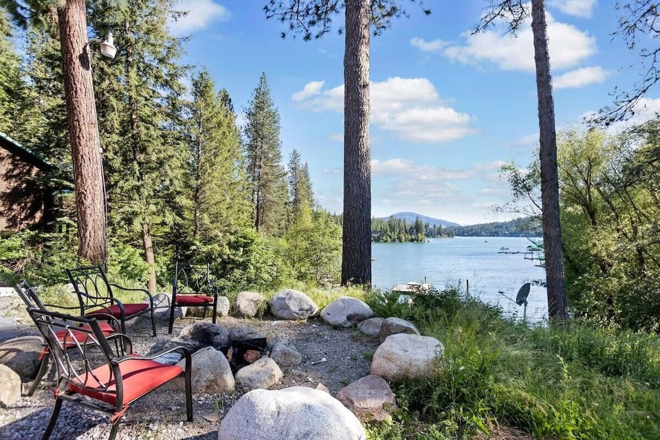 Outdoor firepit